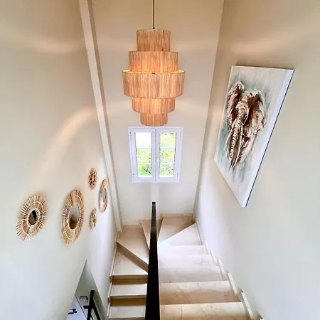 Exclusive House In Finestrat